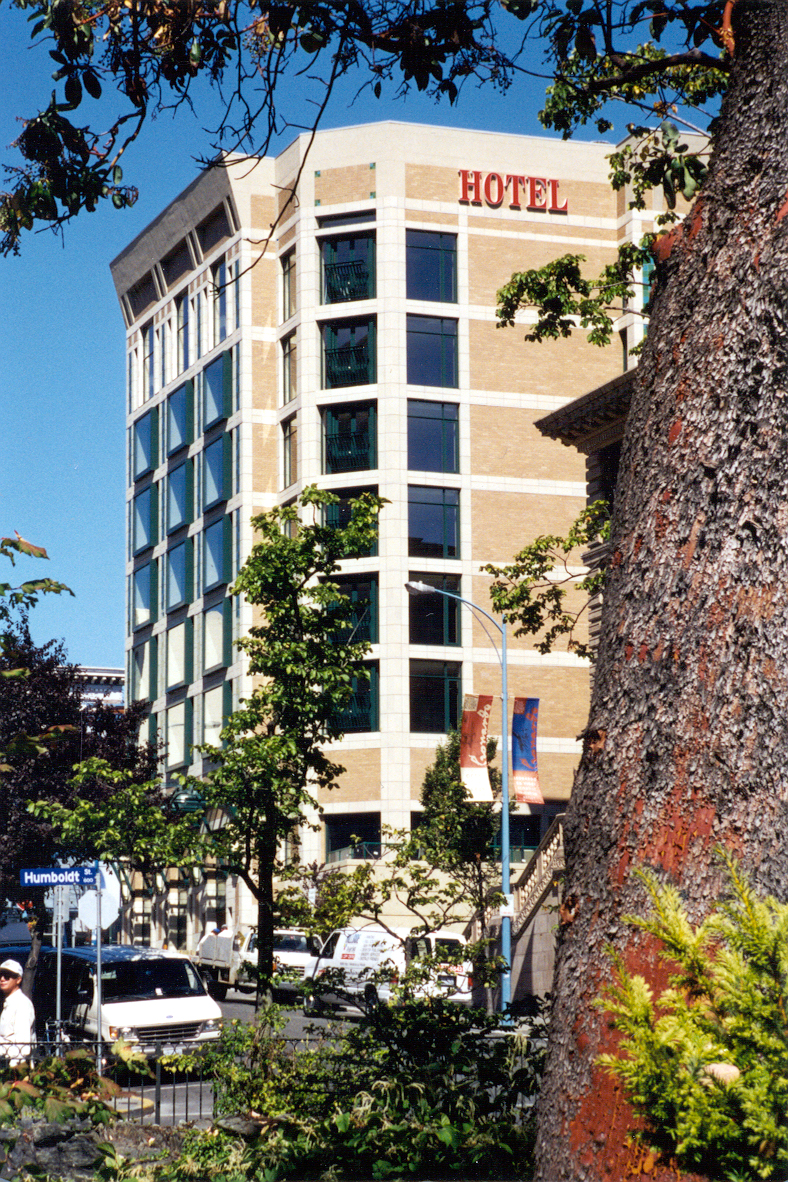 About Magnolia Hotel
