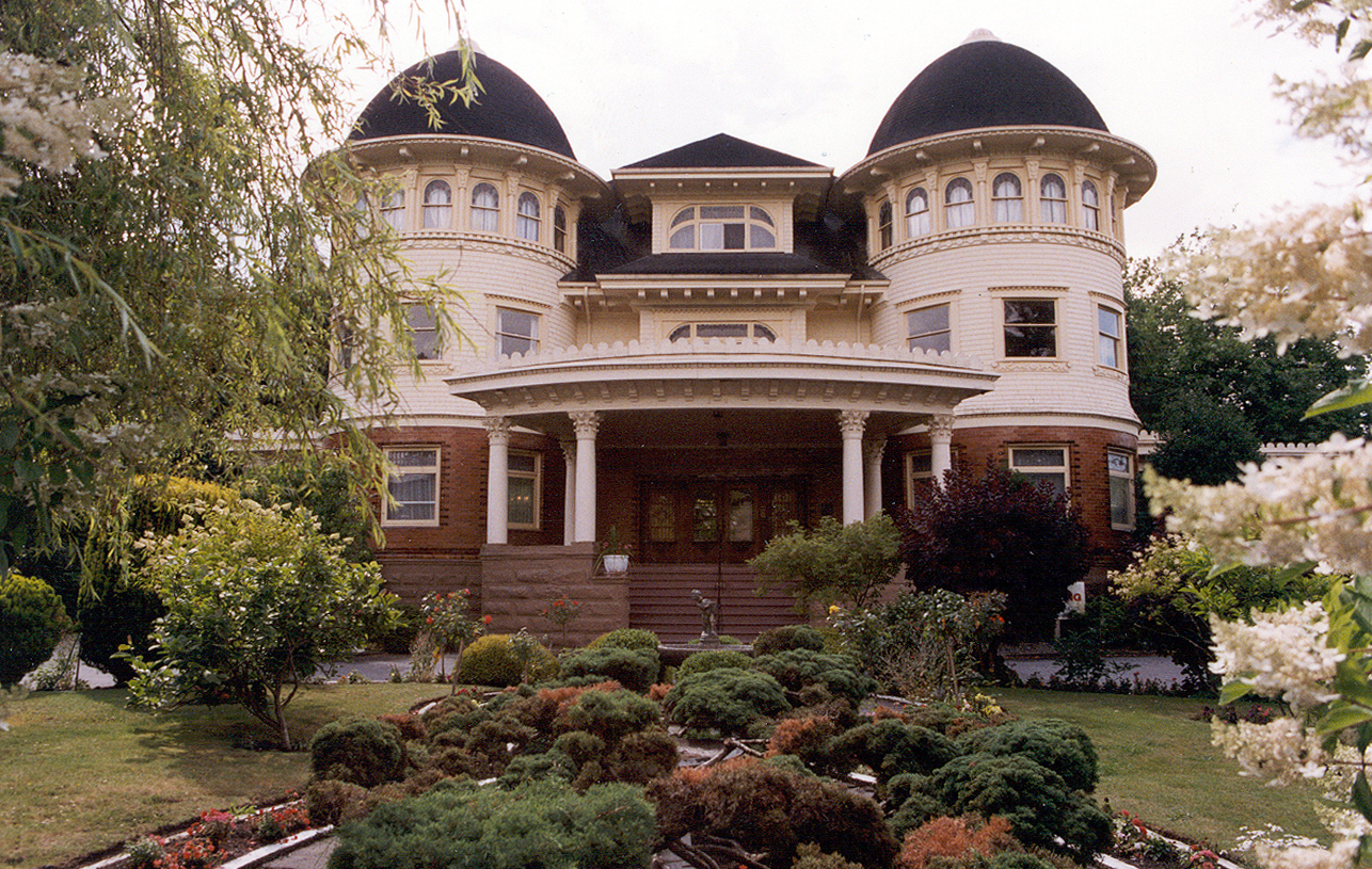 About Canuck Place