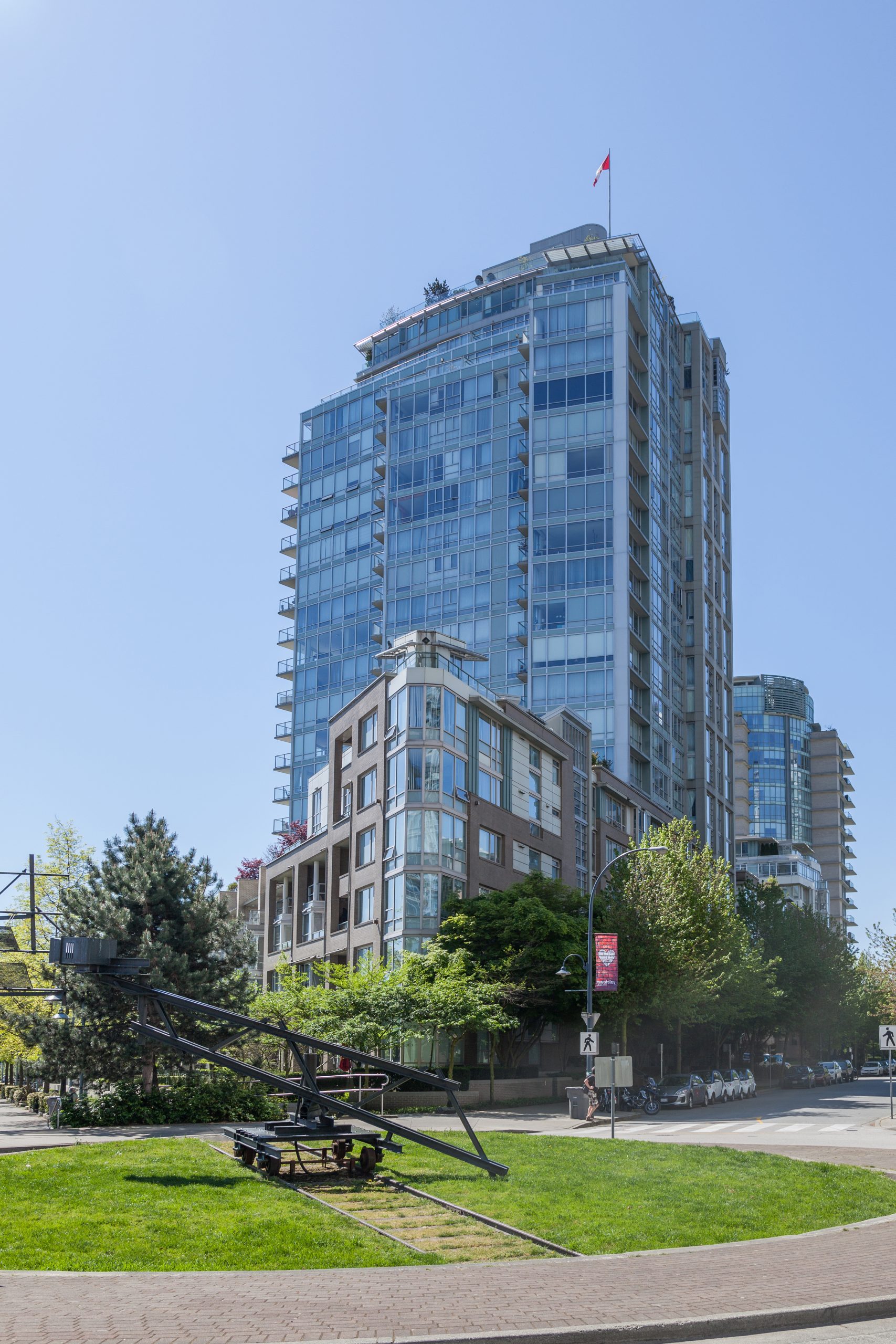 Crestmark