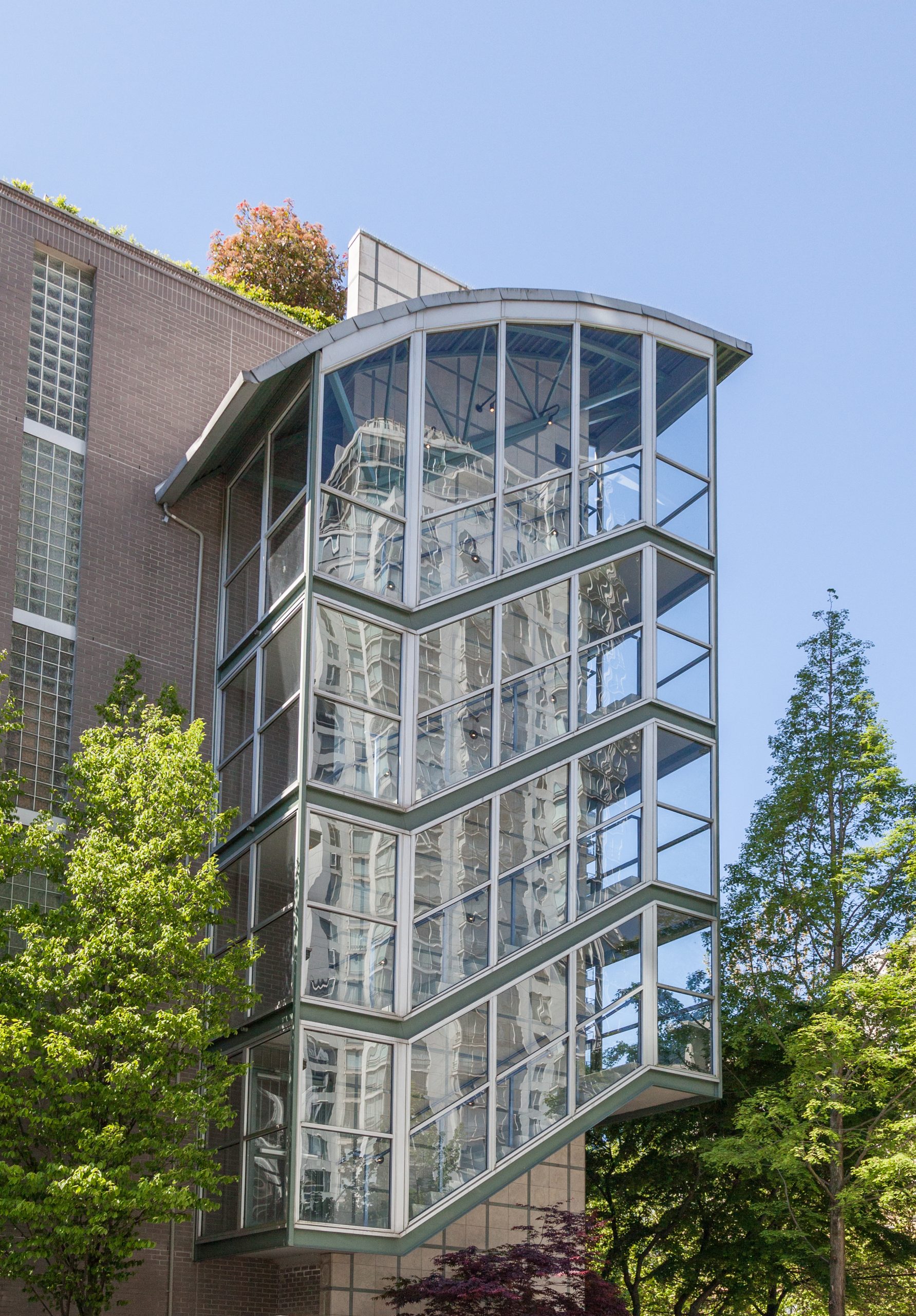 Crestmark
